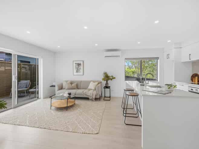 40B Chippendale Crescent, Birkdale