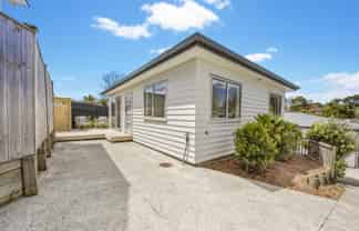 40B Chippendale Crescent, Birkdale