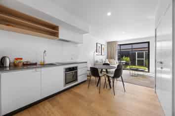 1b Kidds Way, Albert Town