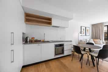 1b Kidds Way, Albert Town