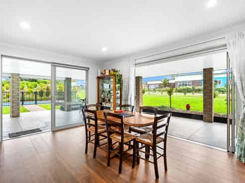 10 Sylvia Lane, Maunu