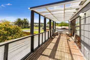 9 Catherine Crescent, Whitianga