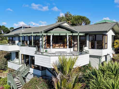 1B Alamar Crescent, Mangawhai Heads
