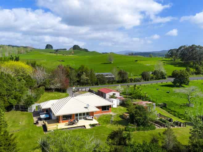 1058 Old Mountain Road, Raglan