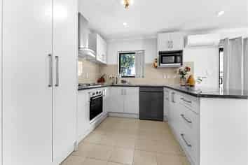 32C Gifford Road, Papatoetoe