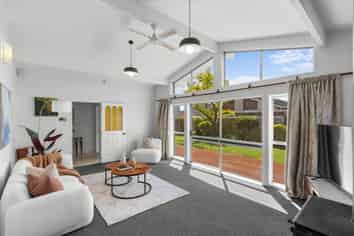 11A Wyatt Place, Avonhead