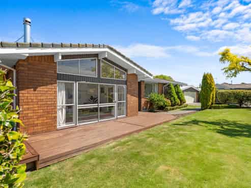 11A Wyatt Place, Russley