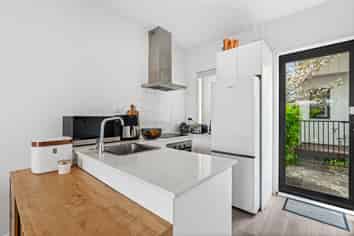 5/122 Pooks Road, Ranui