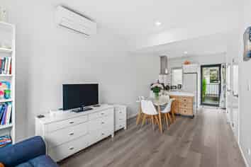 5/122 Pooks Road, Ranui