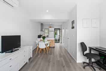 5/122 Pooks Road, Ranui