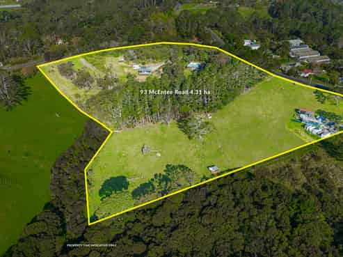 93 McEntee Road, Waitakere