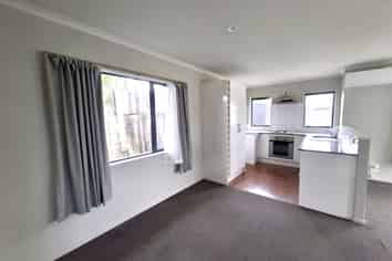 1/39 Rewarewa Road, Te Atatu Peninsula