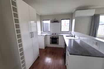 1/39 Rewarewa Road, Te Atatu Peninsula