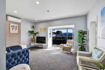 32 Fox Street, Opunake