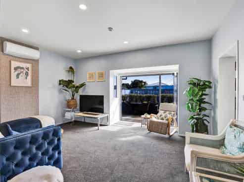 32 Fox Street, Opunake