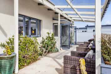 32 Fox Street, Opunake