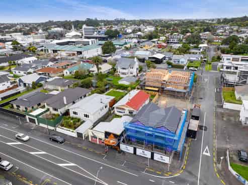 Home and Income on SHW 44