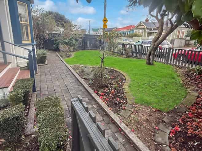 28  Bay Street, Petone