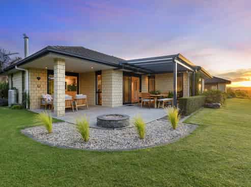 8 Phillips Drive, Oropi