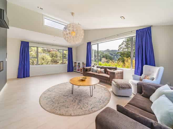 9 Sylvan Way, Silverstream