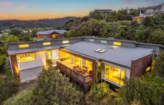 9 Sylvan Way, Silverstream