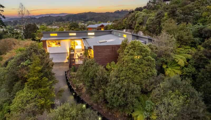 9 Sylvan Way, Silverstream