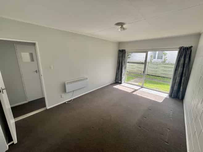 2/46 Awamutu Grove, Waiwhetu