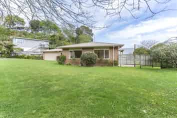 12 Davies Road, Hurdon