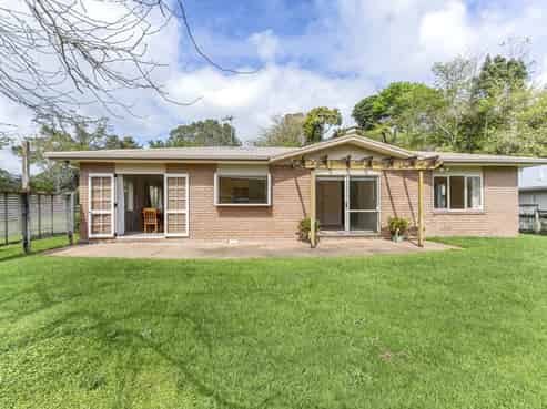 12 Davies Road, Hurdon