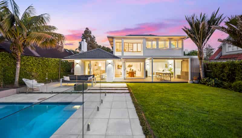 32 Raymond Street, Point Chevalier