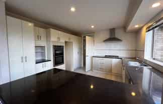 6 Sandpiper Grove, Unsworth Heights