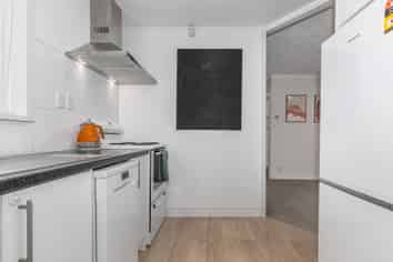 53 Tiromoana Road, RAUMATI SOUTH