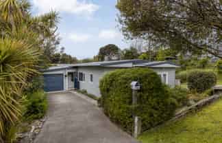 53 Tiromoana Road, RAUMATI SOUTH