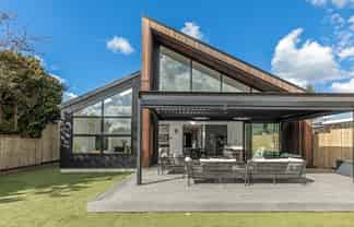 8 Andara Close, Pinehill
