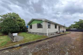 11 Chartwell, Eltham