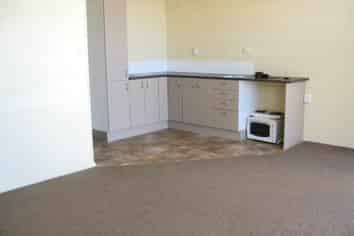 3/30 Bristol Street, Levin