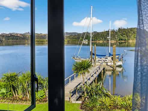729 Waikino Road, Karetu