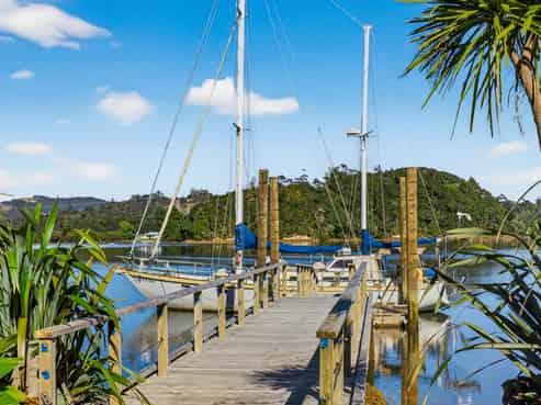 729 Waikino Road, Karetu