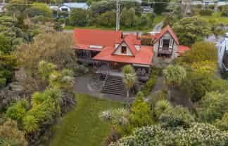6-8 Huia Street, Waikanae
