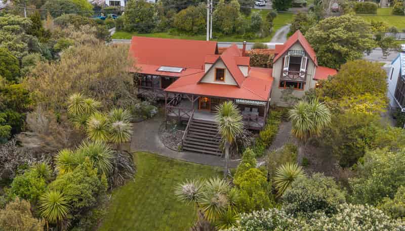 6-8 Huia Street, Waikanae