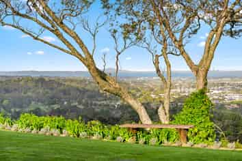 13 Puketaha Road, Swanson