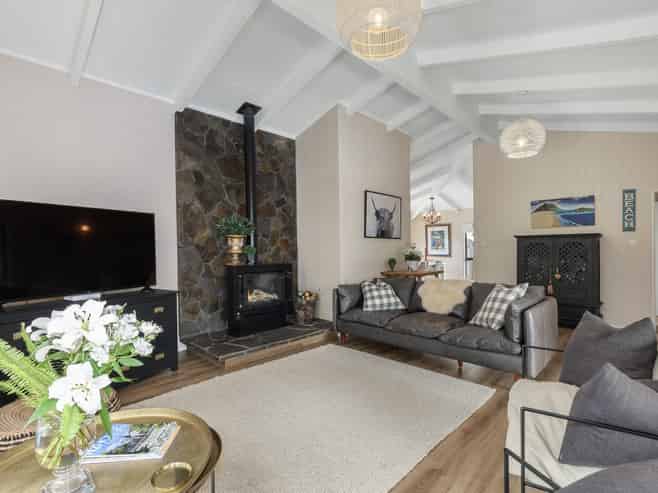 108 Fourteenth Avenue, Avenues