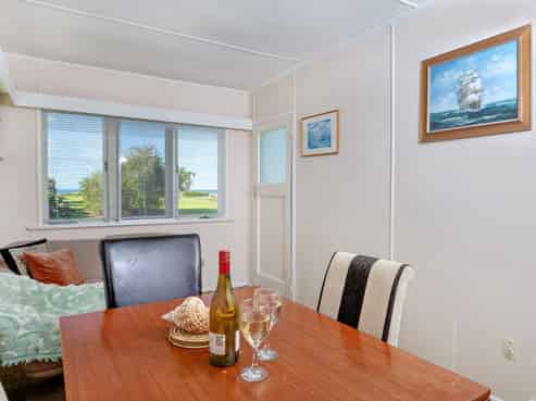 21 and 21A West End Road, Ohope