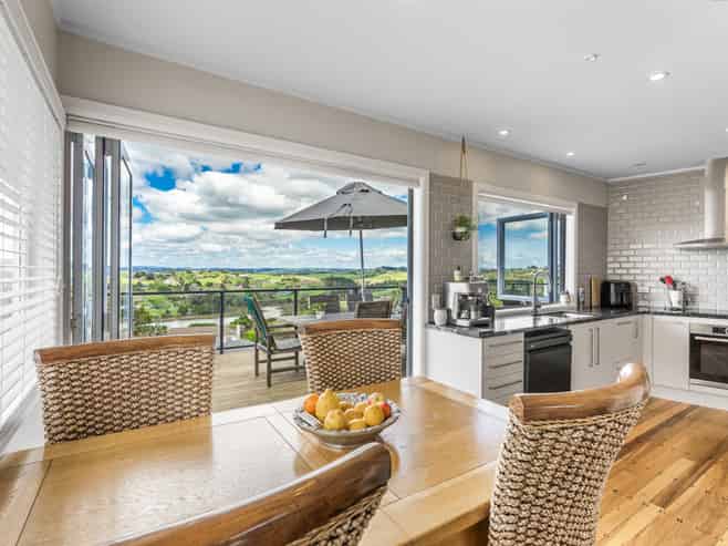 137 Sandspit Road, Shelly Park