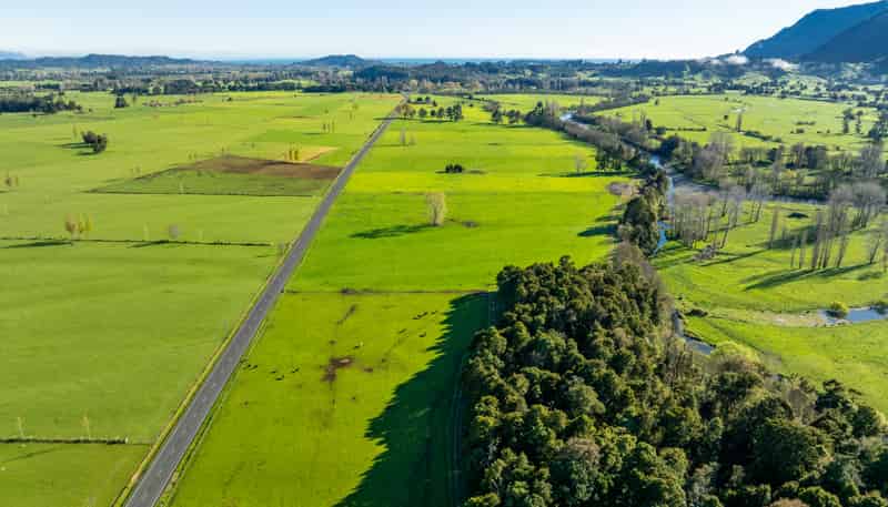 1436 Takaka Valley Highway, Takaka