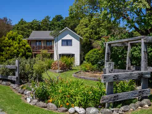 1436 Takaka Valley Highway, Takaka