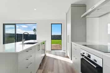 18 Keri Rua Road, Cambridge