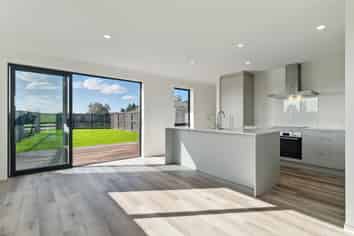 18 Keri Rua Road, Cambridge
