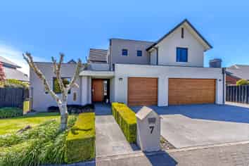 7 Oaktree Lane, Bishopdale