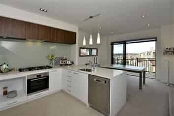 140/140 Gills Road, Albany